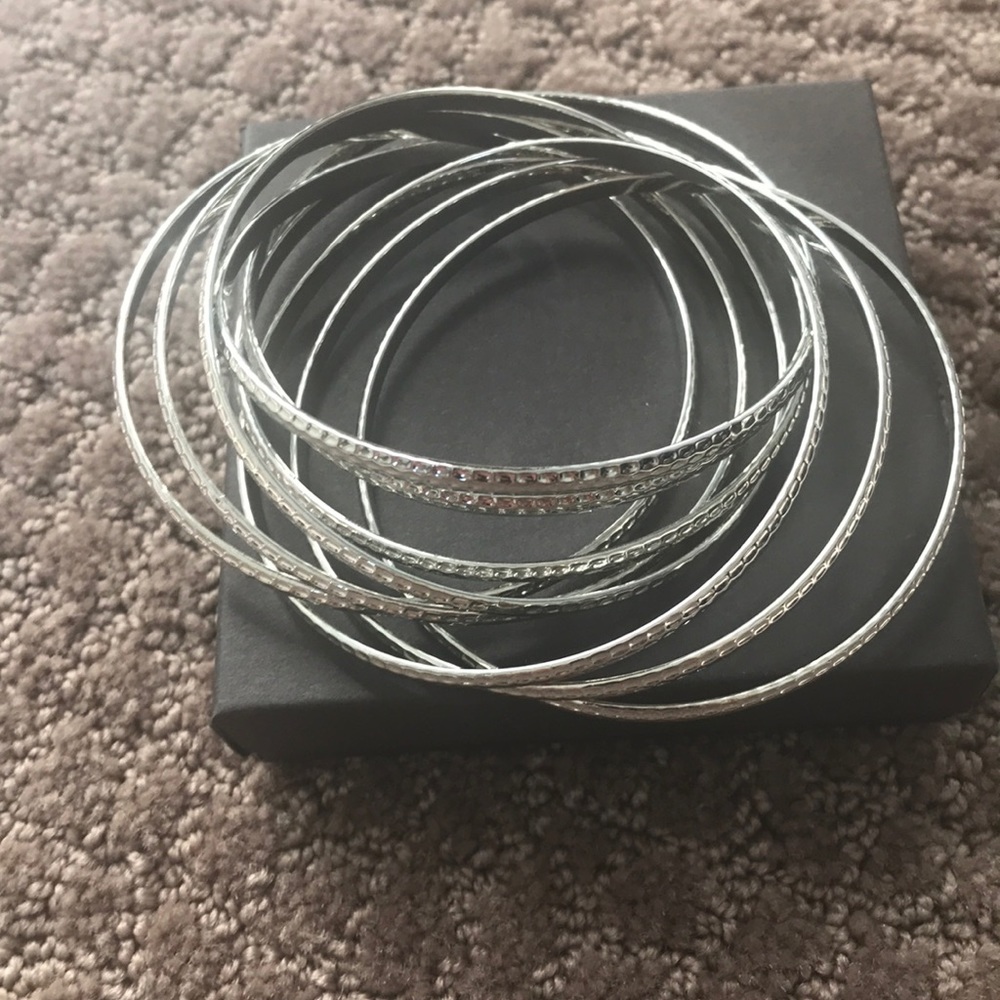 Gorgeous multi layered bracelet